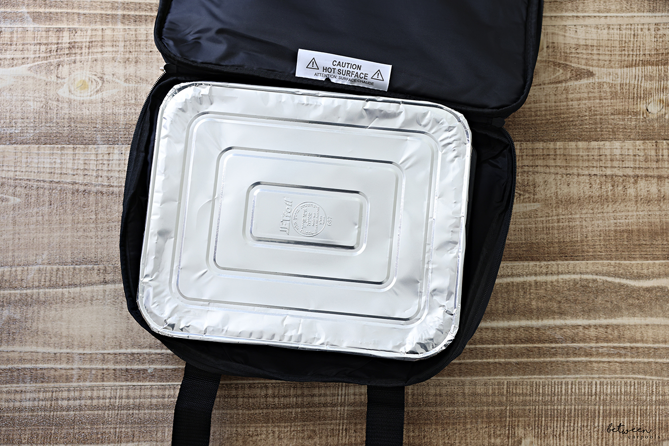 One 9×13 pan in a HOTLOGIC Max Large Portable Electric Food Heater. Open, Top View.